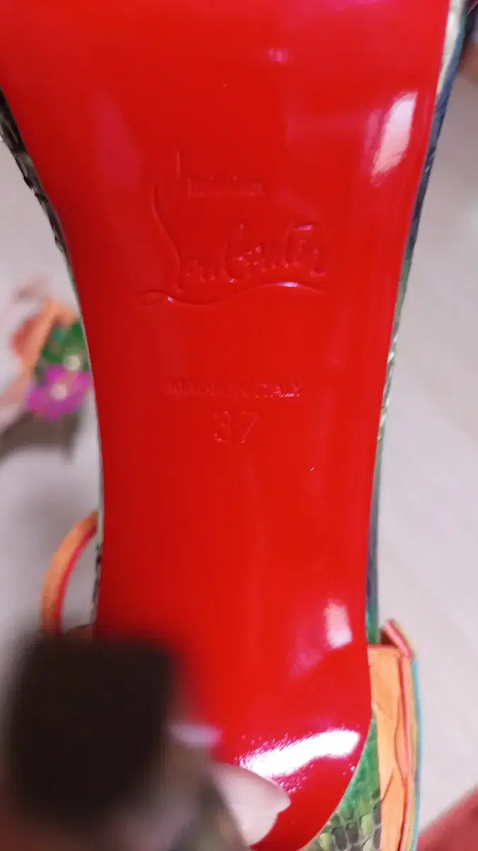 thumbnail-5